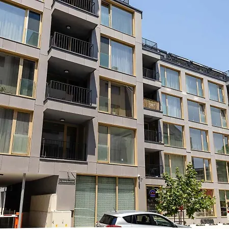 Modern With Balcony Near Center By Flat Manаger Apartment *